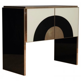 Credenza MidCentury in vetro color crema e nero con ottone