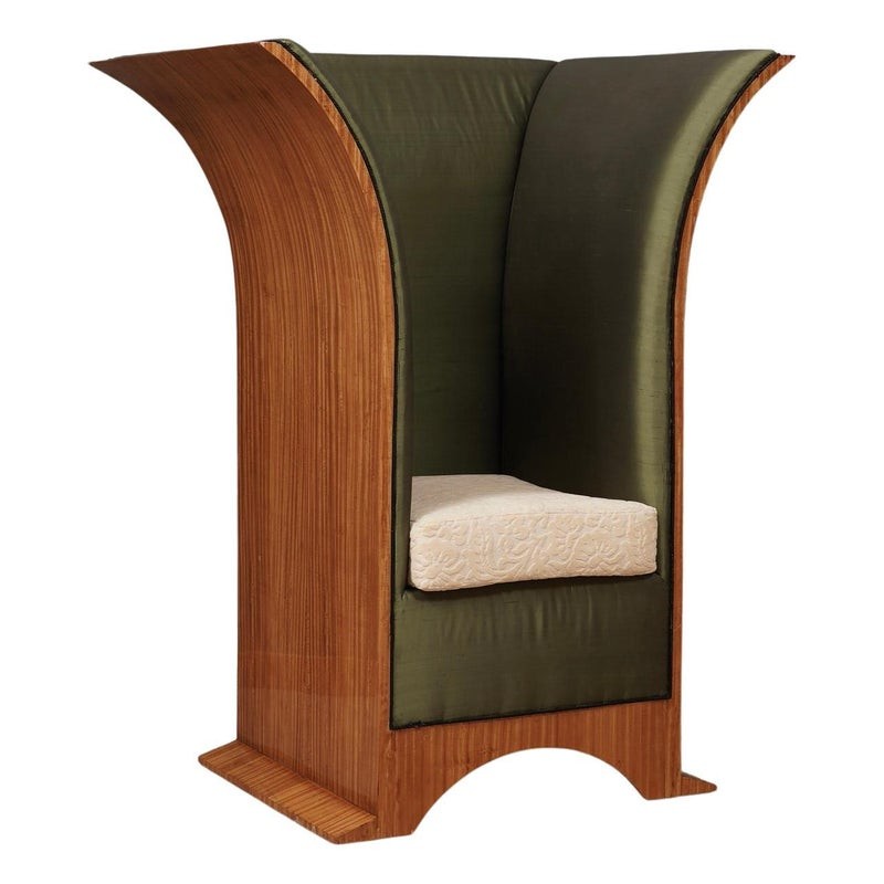 P 76 Poltrone MidCentury in legno di cedro, seta e velluto damascato, 1940 P 76 Poltrone MidCentury in legno di cedro, seta e velluto damascato, 1940